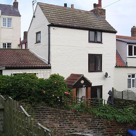 Award Winning Pet Friendly Paddock Cottage Whitby Exterior photo